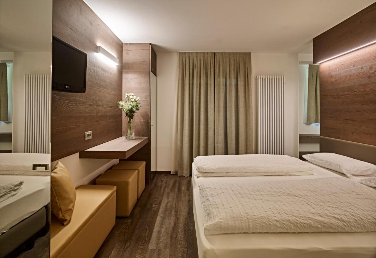 מדונה די קמפיליו Hotel Montana מראה חיצוני תמונה